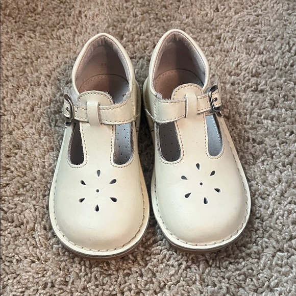 L’Amour white Mary Jane shoes size 10 - Picture 1 of 5